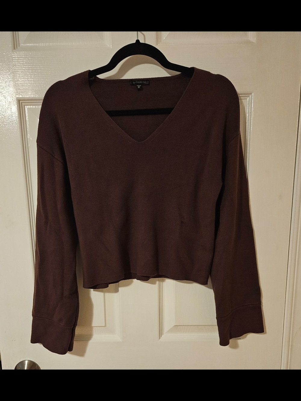 Dynamite Ribbed Brown V-Neck Sweater